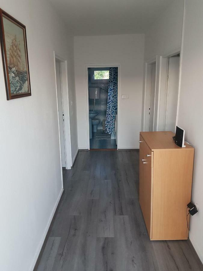 Apartments Andelic Sveti Filip i Jakov Buitenkant foto